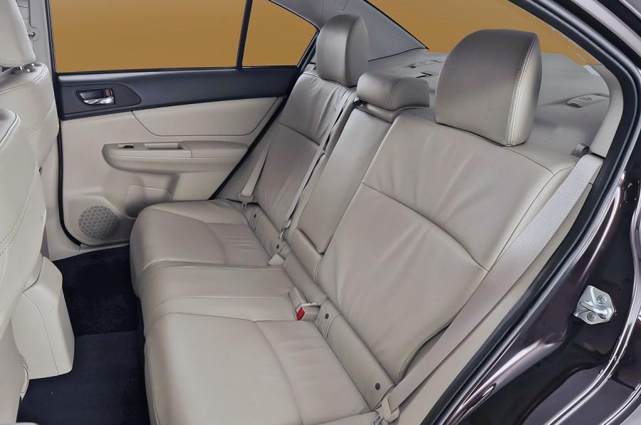 Subaru Impreza Sedan 2012 года  (фото 7 из 43)